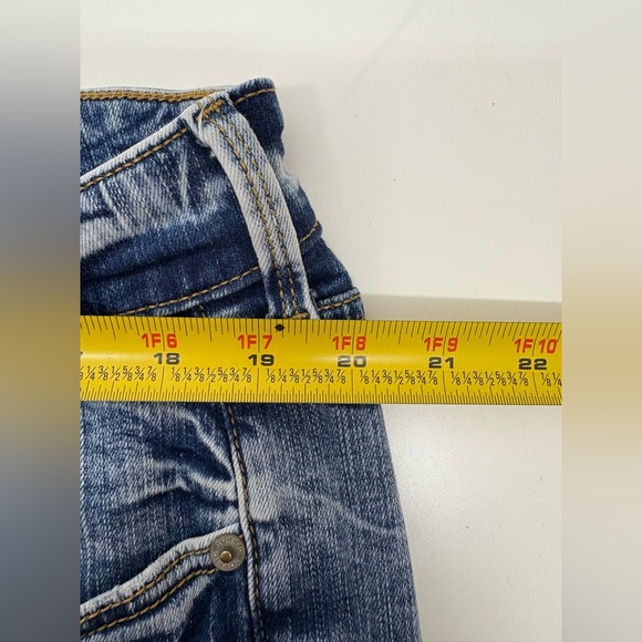 Torrid Women's Perfect Wide Leg Vintage Strech Distressed Jeans - Picture 10 of 12